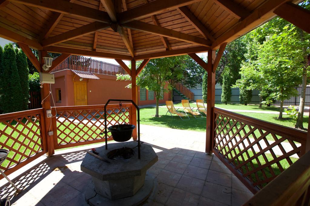 Zoli Apartmanok-Brody 51-53 Hajduszoboszlo Luaran gambar