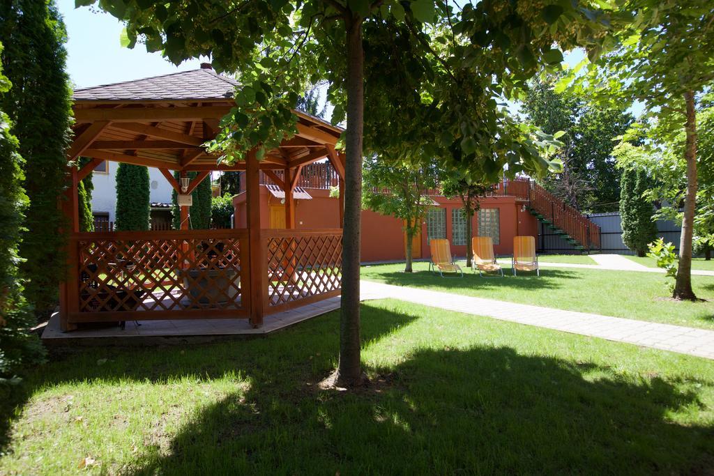 Zoli Apartmanok-Brody 51-53 Hajduszoboszlo Luaran gambar