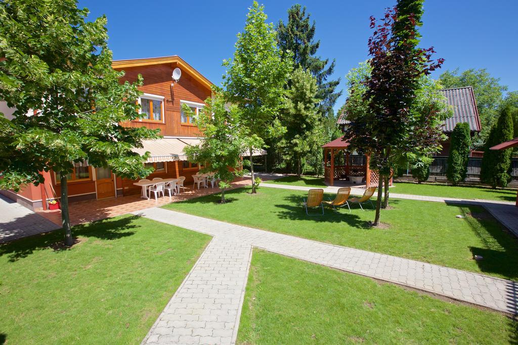 Zoli Apartmanok-Brody 51-53 Hajduszoboszlo Luaran gambar